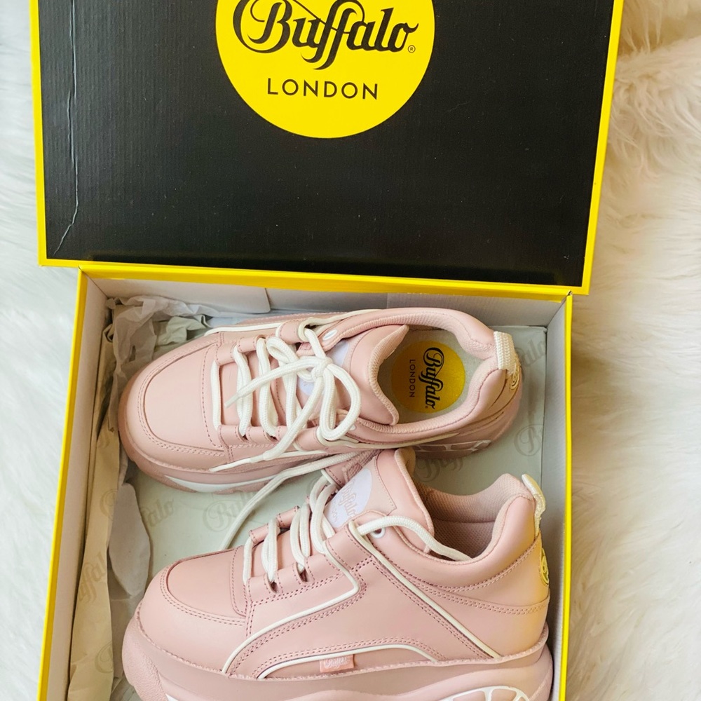 Buffalo pink sneakers ( EU 36)